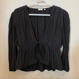 Aritzia Wilfred Tie Front Blouse